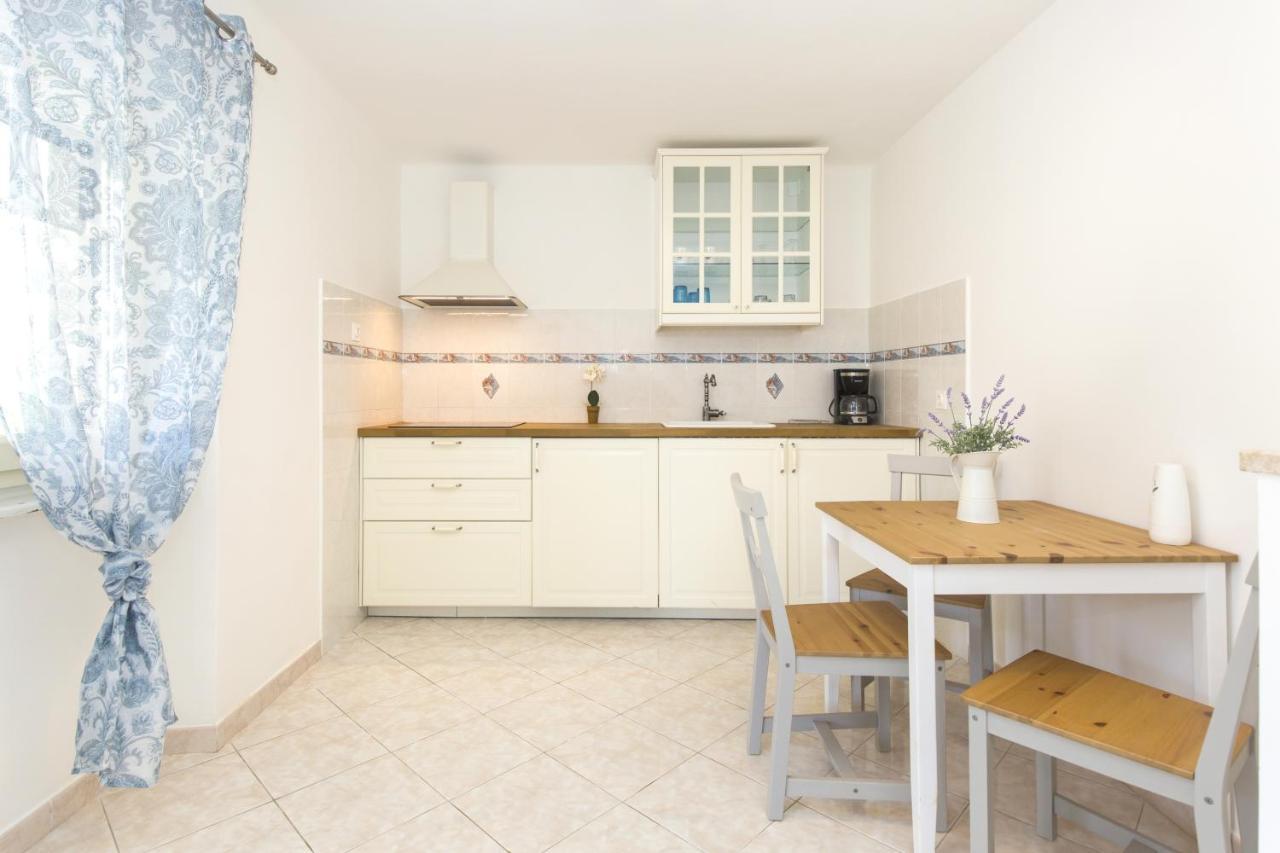 Hea Apartments Sveta Marina Екстериор снимка